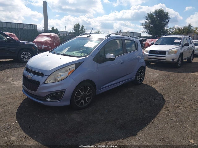 Chevrolet Spark 2lt Auto 2014 KL8CF6S9XEC453700 Image 2