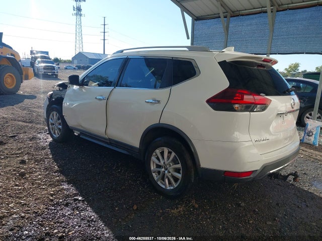 46288537 :رقم المزاد ، KNMAT2MV3JP592466 vin ، 2018 Nissan Rogue Sv مزاد بيع