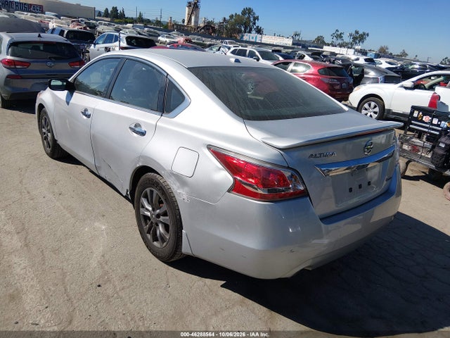 Продаж на аукціоні авто 2015 Nissan Altima 2.5 S, vin: 1N4AL3AP1FC571504, номер лоту: 46288564