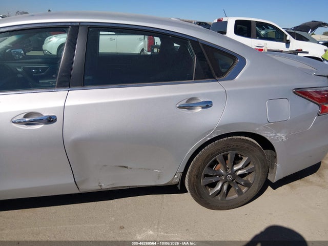 Продаж на аукціоні авто 2015 Nissan Altima 2.5 S, vin: 1N4AL3AP1FC571504, номер лоту: 46288564