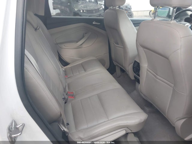 46288591 :رقم المزاد ، 1FMCU9J97FUB22662 vin ، 2015 Ford Escape Titanium مزاد بيع
