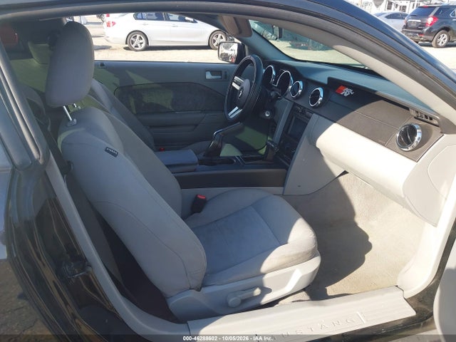 46288602 :رقم المزاد ، 1ZVHT80N785152874 vin ، 2008 Ford Mustang V6 Deluxe/v6 Premium مزاد بيع