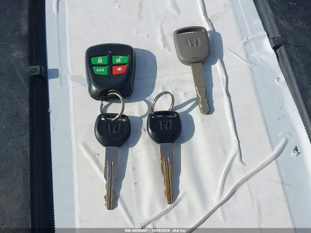 2000 Honda Cr-v Ex მანქანა იყიდება აუქციონზე, vin: JHLRD176XYC057010, აუქციონის ნომერი: 46288667