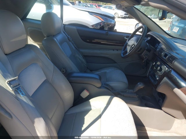 46288866 :رقم المزاد ، 1C3EL65RX4N171388 vin ، 2004 Chrysler Sebring Limited مزاد بيع