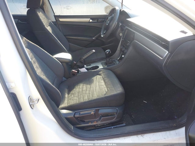 Продажа на аукционе авто 2020 Volkswagen Passat 2.0t S, vin: 1VWAA7A34LC005902, номер лота: 46288964