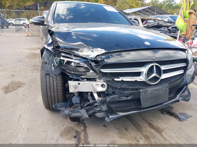 Продажа на аукционе авто 2017 Mercedes-benz C 300 4matic, vin: 55SWF4KB0HU218322, номер лота: 46288967