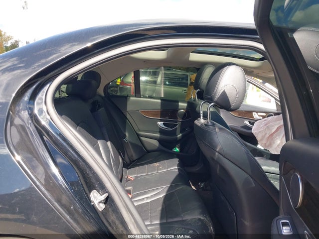Продажа на аукционе авто 2017 Mercedes-benz C 300 4matic, vin: 55SWF4KB0HU218322, номер лота: 46288967