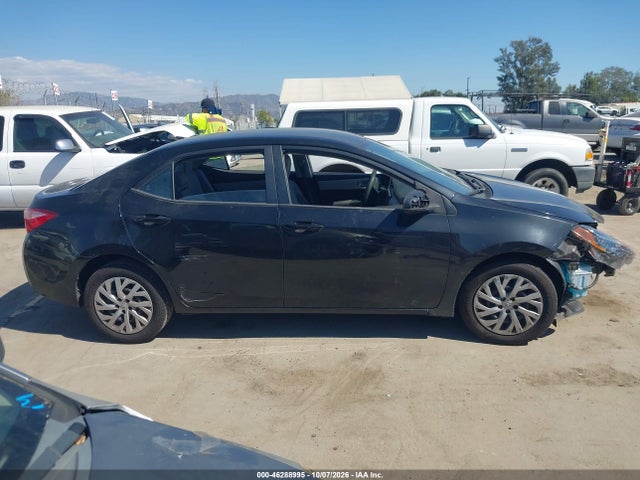 Aukcja sprzedaży 2018 Toyota Corolla Le, vin: 5YFBURHE1JP805577, numer aukcji: 46288995
