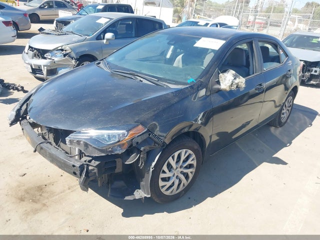 Aukcja sprzedaży 2018 Toyota Corolla Le, vin: 5YFBURHE1JP805577, numer aukcji: 46288995