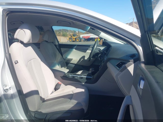 Hyundai SONATA SE 2016 5NPE24AF3GH408046 Image 5
