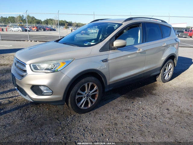 46289102 :رقم المزاد ، 1FMCU9GD8HUB00104 vin ، 2017 Ford Escape Se مزاد بيع