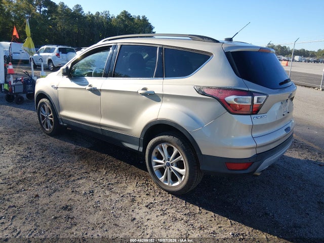 46289102 :رقم المزاد ، 1FMCU9GD8HUB00104 vin ، 2017 Ford Escape Se مزاد بيع