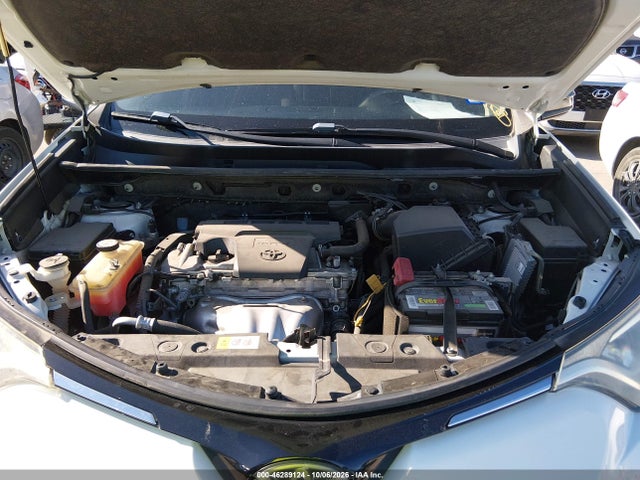 46289124 :رقم المزاد ، JTMZFREV3JJ735677 vin ، 2018 Toyota Rav4 Le مزاد بيع