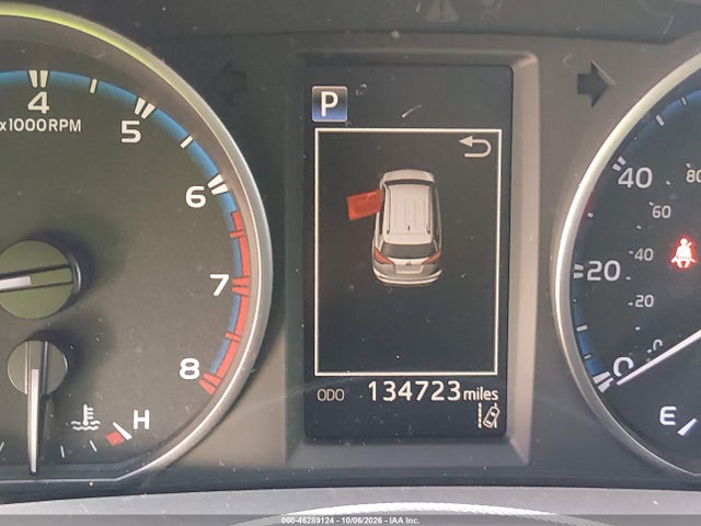 46289124 :رقم المزاد ، JTMZFREV3JJ735677 vin ، 2018 Toyota Rav4 Le مزاد بيع