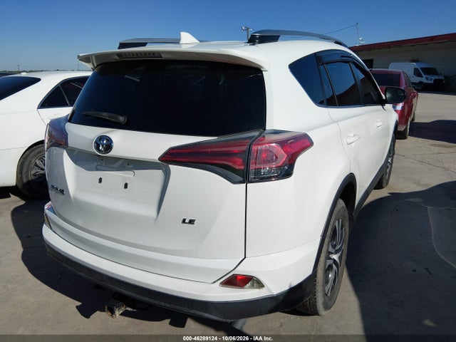 46289124 :رقم المزاد ، JTMZFREV3JJ735677 vin ، 2018 Toyota Rav4 Le مزاد بيع