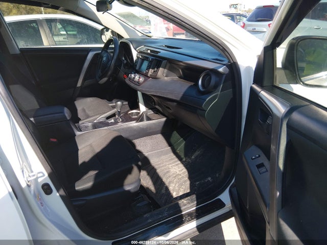 46289124 :رقم المزاد ، JTMZFREV3JJ735677 vin ، 2018 Toyota Rav4 Le مزاد بيع