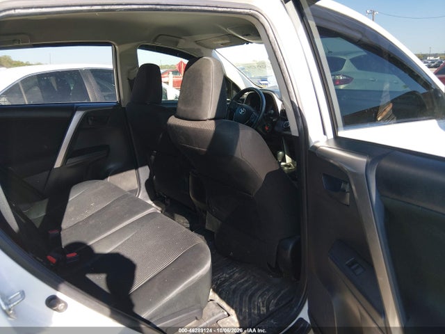 46289124 :رقم المزاد ، JTMZFREV3JJ735677 vin ، 2018 Toyota Rav4 Le مزاد بيع