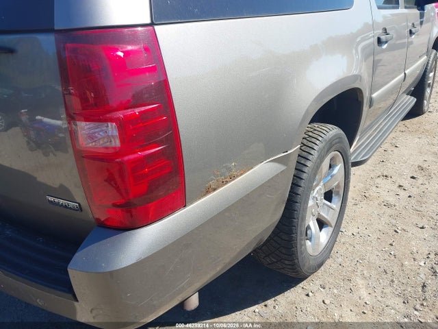 Auction sale of the 2007 Chevrolet Suburban 1500 Ls, vin: 1GNFK16307J304887, lot number: 46289214