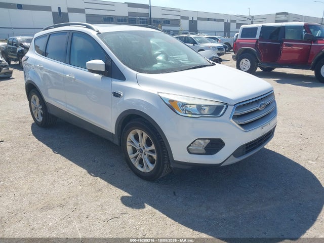 Продаж на аукціоні авто 2018 Ford Escape Se, vin: 1FMCU0GD6JUA73423, номер лоту: 46289216