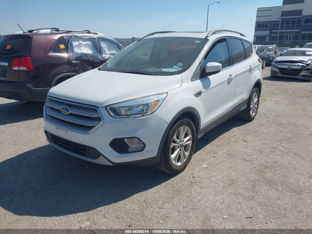 Продаж на аукціоні авто 2018 Ford Escape Se, vin: 1FMCU0GD6JUA73423, номер лоту: 46289216