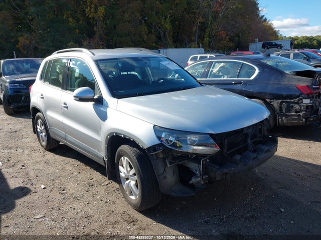 Auction sale of the 2015 Volkswagen Tiguan S, vin: WVGAV7AX0FW501885, lot number: 46289237
