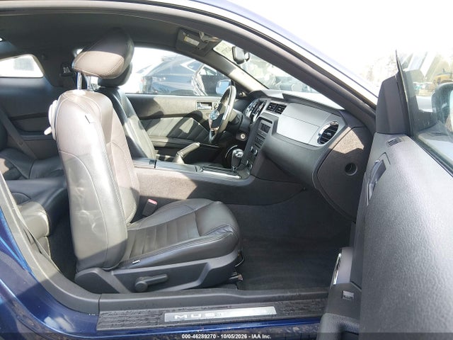 46289270 :رقم المزاد ، 1ZVBP8AM5C5233395 vin ، 2012 Ford Mustang V6 Premium مزاد بيع