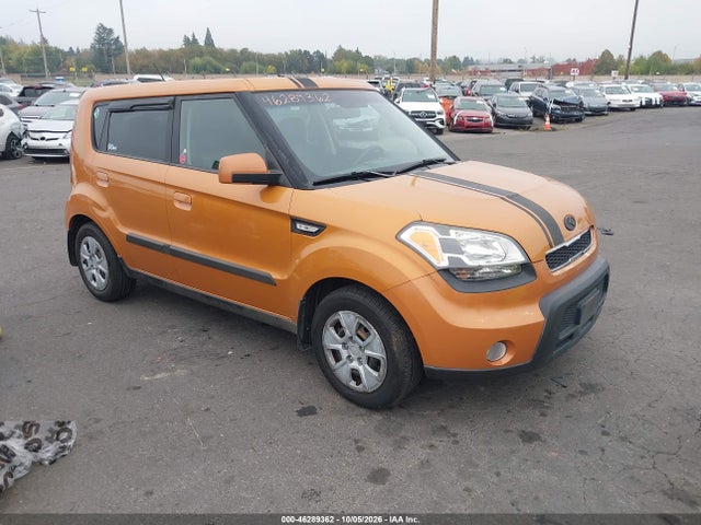 46289362 :رقم المزاد ، KNDJT2A22A7102044 vin ، 2010 Kia Soul + مزاد بيع