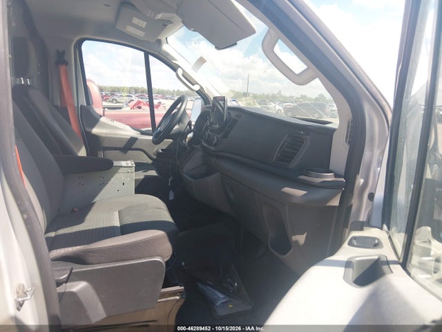 1FTYE1Y82LKB18757 Ford Transit-150