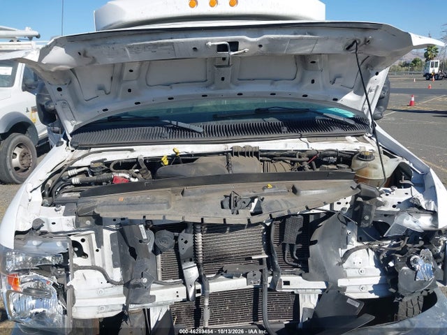 Ford E-350 Cutaway 2019 1FDWE3F61KDC33644 Image 9