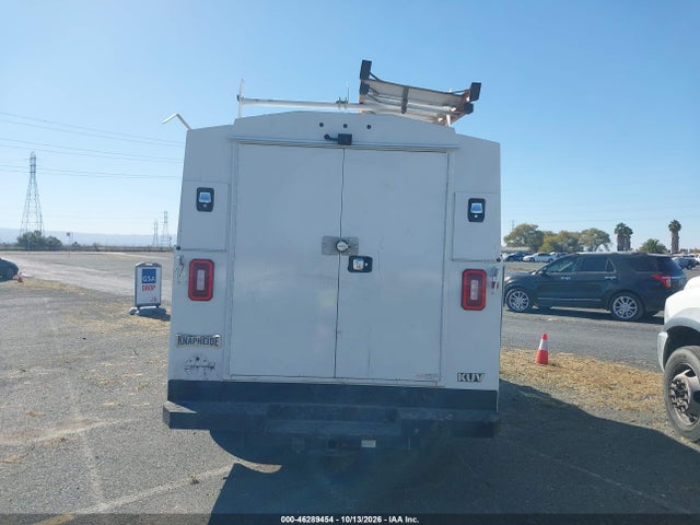Ford E-350 Cutaway 2019 1FDWE3F61KDC33644 Image 17
