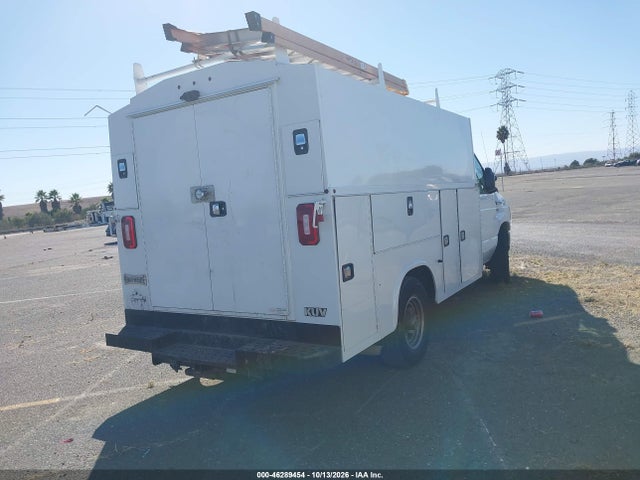 Ford E-350 Cutaway 2019 1FDWE3F61KDC33644 Image 4