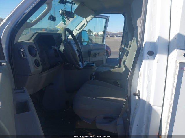 Ford E-350 Cutaway 2019 1FDWE3F61KDC33644 Image 6