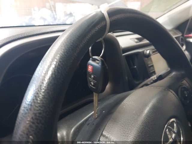 Aukcja sprzedaży 2017 Toyota Rav4 Le, vin: JTMBFREV6HJ700367, numer aukcji: 46289594