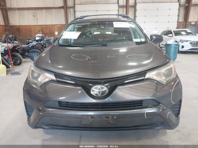 Aukcja sprzedaży 2017 Toyota Rav4 Le, vin: JTMBFREV6HJ700367, numer aukcji: 46289594