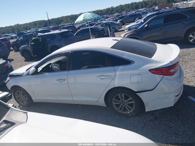 2015 Hyundai Sonata Se მანქანა იყიდება აუქციონზე, vin: 5NPE24AF2FH172729, აუქციონის ნომერი: 46289625