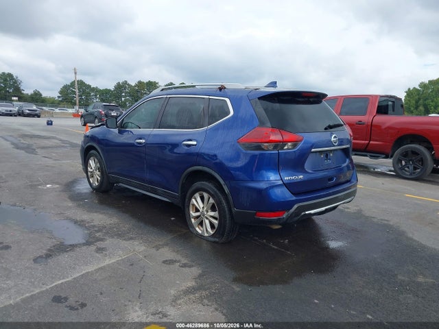 2018 Nissan Rogue S მანქანა იყიდება აუქციონზე, vin: 5N1AT2MT6JC815276, აუქციონის ნომერი: 46289686
