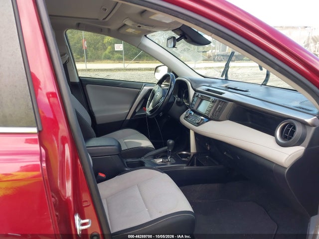 46289700 :رقم المزاد ، JTMRJREV5JD188022 vin ، 2018 Toyota Rav4 Hybrid Xle مزاد بيع
