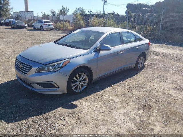 Hyundai Sonata 2017 5NPE24AF5HH575168 Image 2
