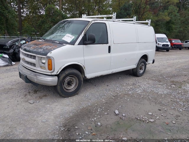 46289765 :رقم المزاد ، 1GCHG35R7Y1218935 vin ، 2000 Chevrolet Express مزاد بيع