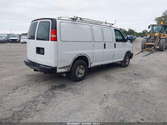 46289823 :رقم المزاد ، 1GCWGFBA5D1100979 vin ، 2013 Chevrolet Express 2500 Work Van مزاد بيع