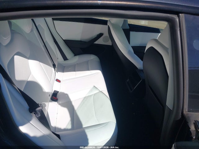Tesla Model 3 Long Range All-wheel Drive 2025 5YJ3E1EB1SF911635 Image 8