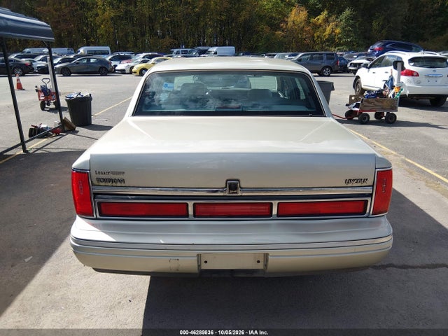 Aukcja sprzedaży 1997 Lincoln Town Car Signature, vin: 1LNLM82W5VY732999, numer aukcji: 46289836