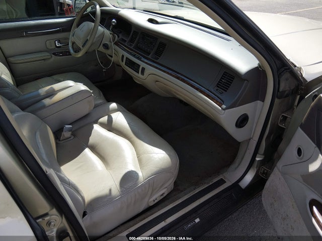 Aukcja sprzedaży 1997 Lincoln Town Car Signature, vin: 1LNLM82W5VY732999, numer aukcji: 46289836