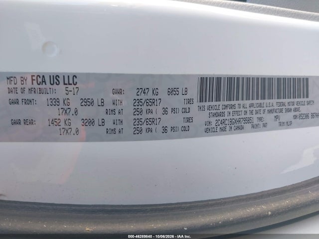 Продажа на аукционе авто 2017 Chrysler Pacifica Touring-l, vin: 2C4RC1BGXHR795851, номер лота: 46289840