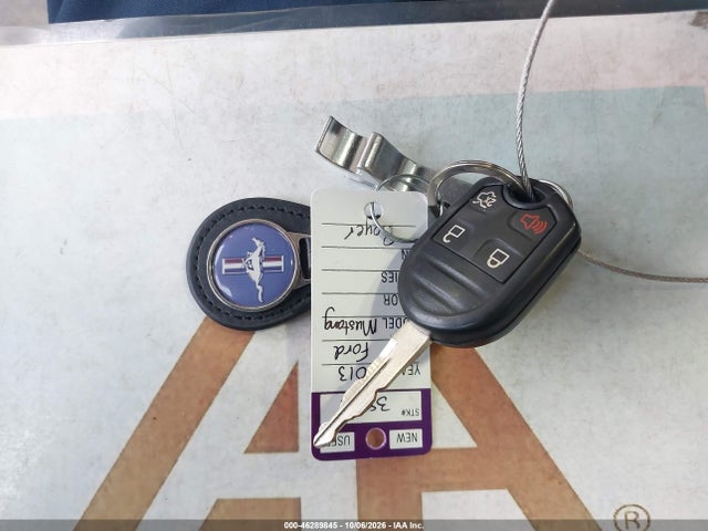 2013 Ford Mustang V6 მანქანა იყიდება აუქციონზე, vin: 1ZVBP8EM0D5218122, აუქციონის ნომერი: 46289845