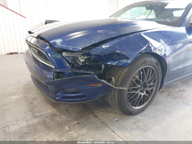 2013 Ford Mustang V6 მანქანა იყიდება აუქციონზე, vin: 1ZVBP8EM0D5218122, აუქციონის ნომერი: 46289845