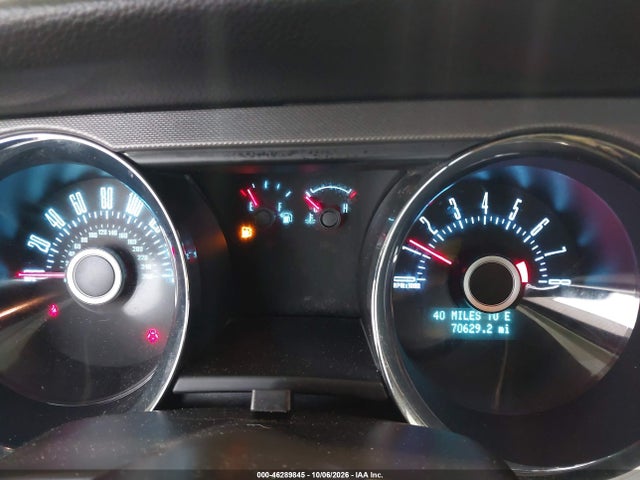 2013 Ford Mustang V6 მანქანა იყიდება აუქციონზე, vin: 1ZVBP8EM0D5218122, აუქციონის ნომერი: 46289845