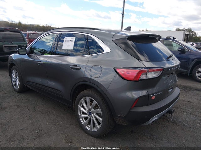 46289860 :رقم المزاد ، 1FMCU9J9XNUA27298 vin ، 2022 Ford Escape Titanium مزاد بيع