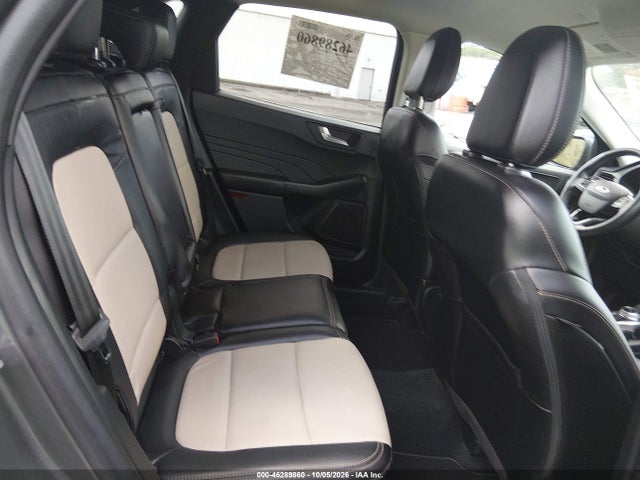 46289860 :رقم المزاد ، 1FMCU9J9XNUA27298 vin ، 2022 Ford Escape Titanium مزاد بيع