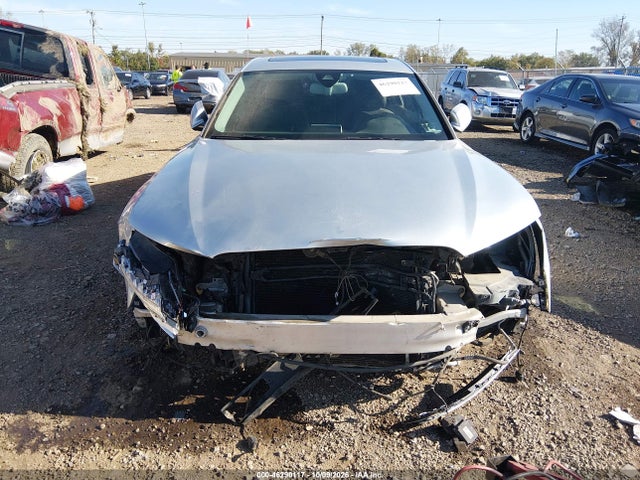 46290117 :رقم المزاد ، WAURVAFD3CN014696 vin ، 2012 Audi A8 L 4.2 مزاد بيع